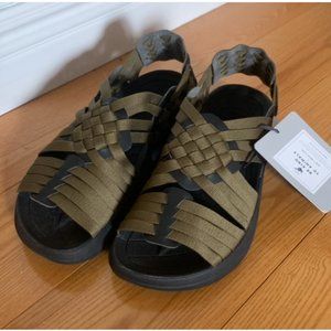 Unisex Malibu Sandals NWT